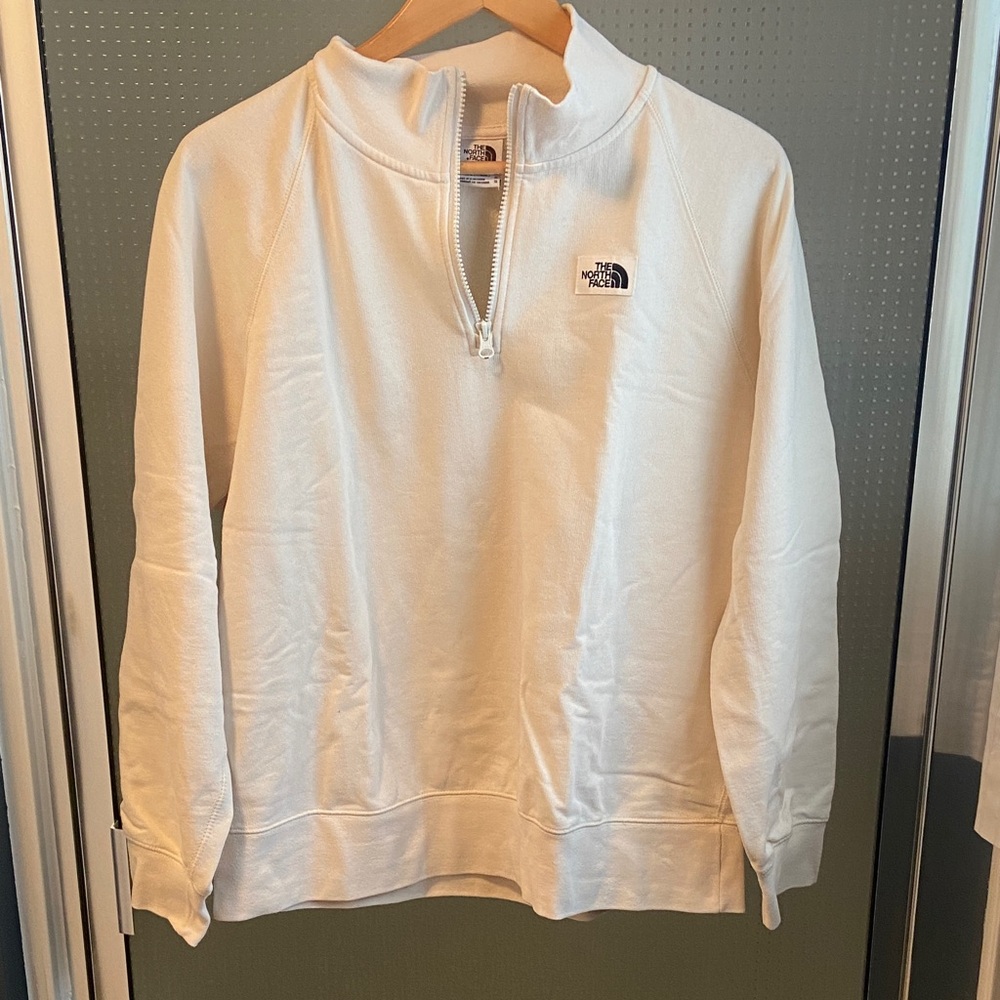 The North Face Women’s Zip-Up cream Sweatshirt
